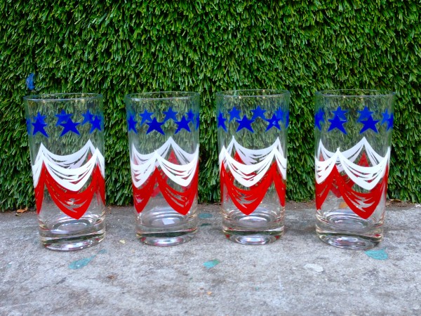 4 vintage american flag looking glasses