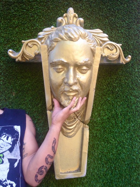 i am a gigantic head