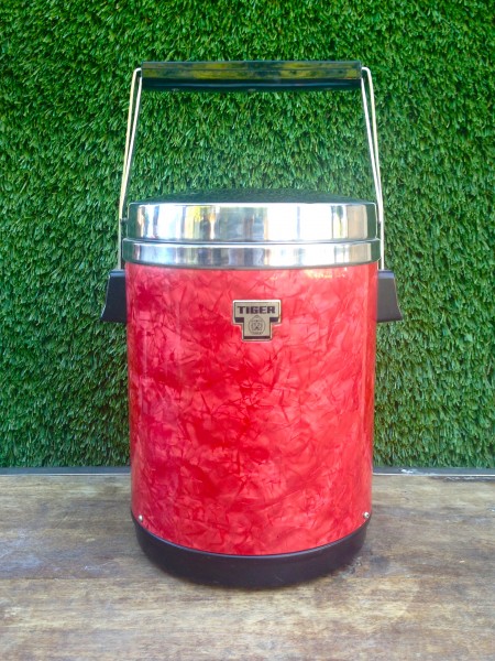 red retro ice bucket