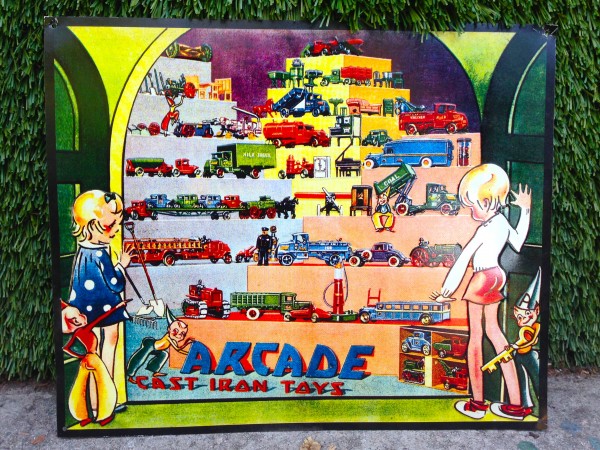 metal arcade picture