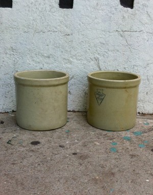small ceramic containers