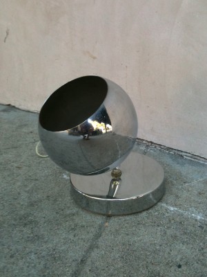 round retro chrome lamp