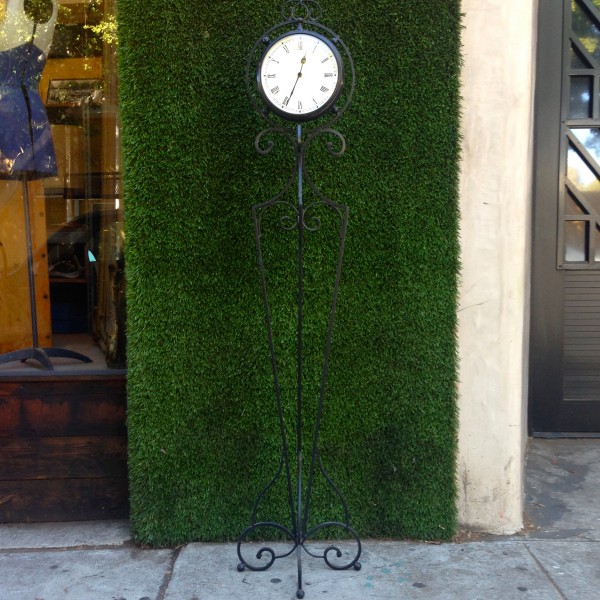 free standing clock with iron stand