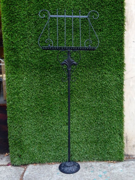 black music stand
