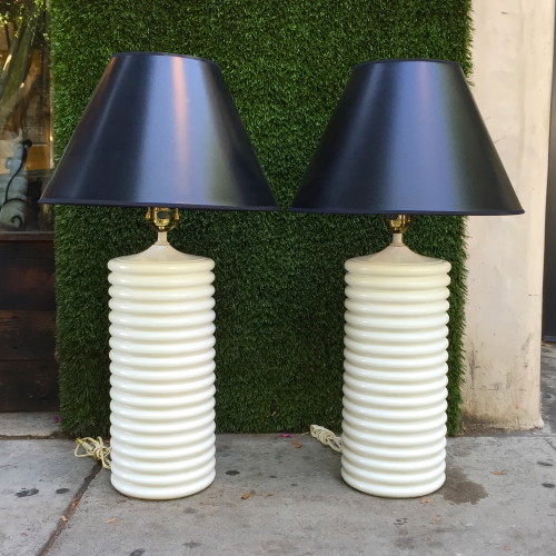 2 retro white lamps with black shade