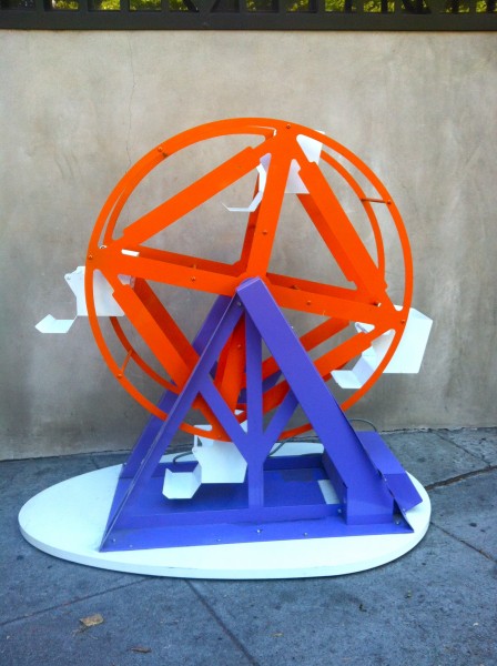 Big Ferris wheel (spins)