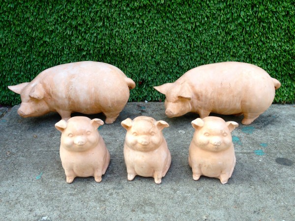ceramic piggy
