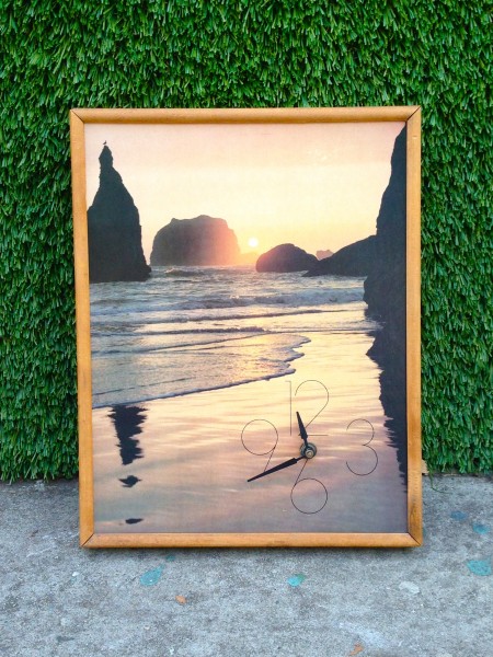 serene wall hanging clock